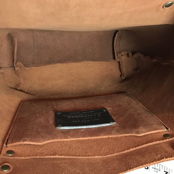 Portland Leather Goods Classic Honey Brown Leather Medium Tote Bag - Picture 10 of 12